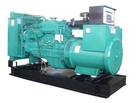 重兴镇80kw康明斯柴油发电机组