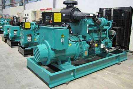 重兴镇1000kw康明斯柴油发电机组